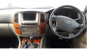 Toyota Landcruiser 100 Series 